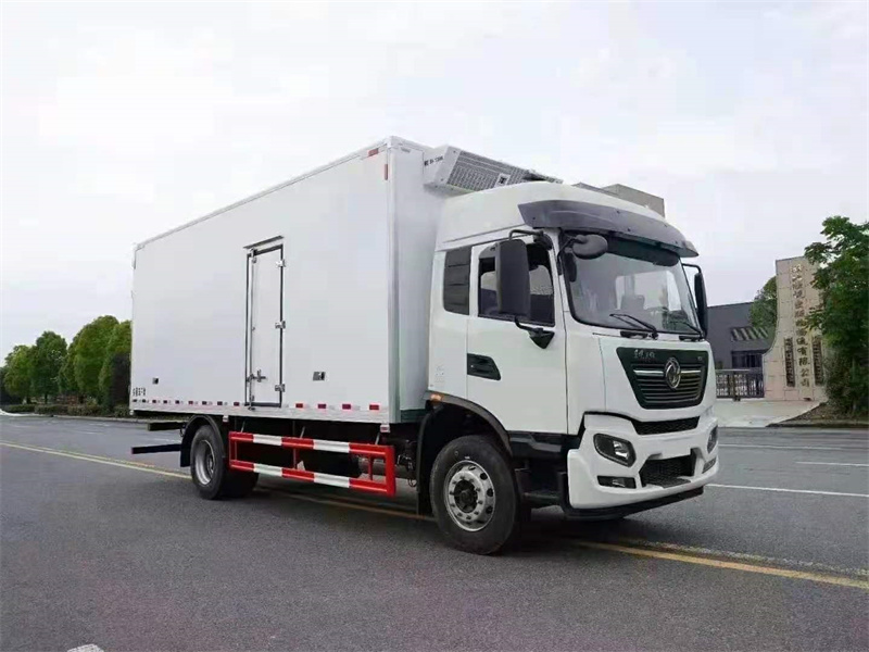 東風天錦KR7.7米國六