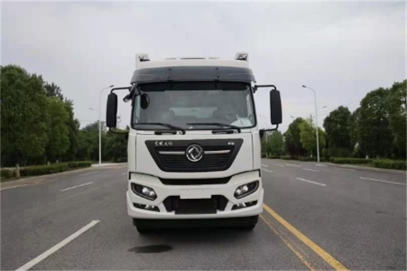 東風天錦KR小三軸（9.6米）冷藏車