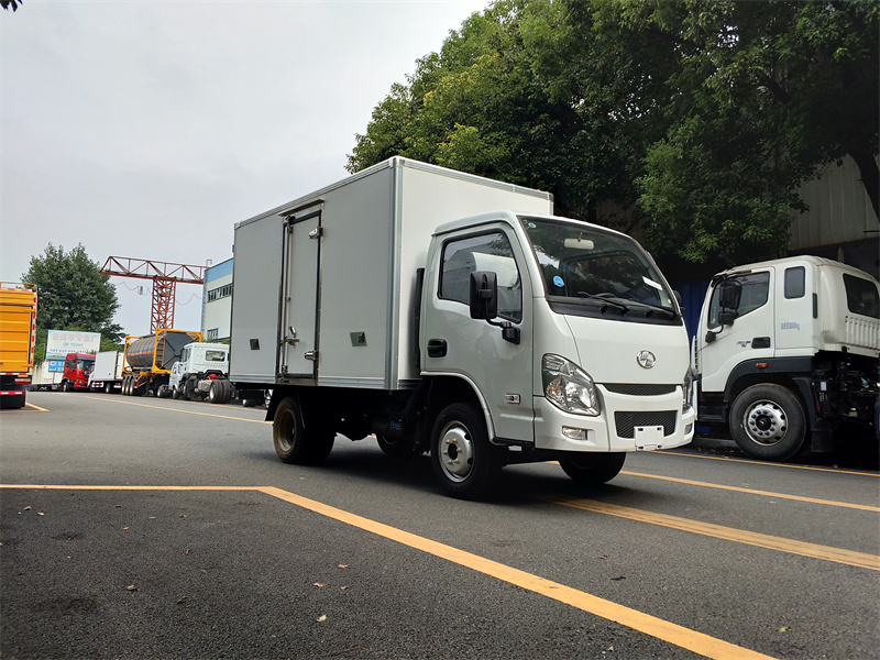 躍進小福星S70單排排半冷藏車