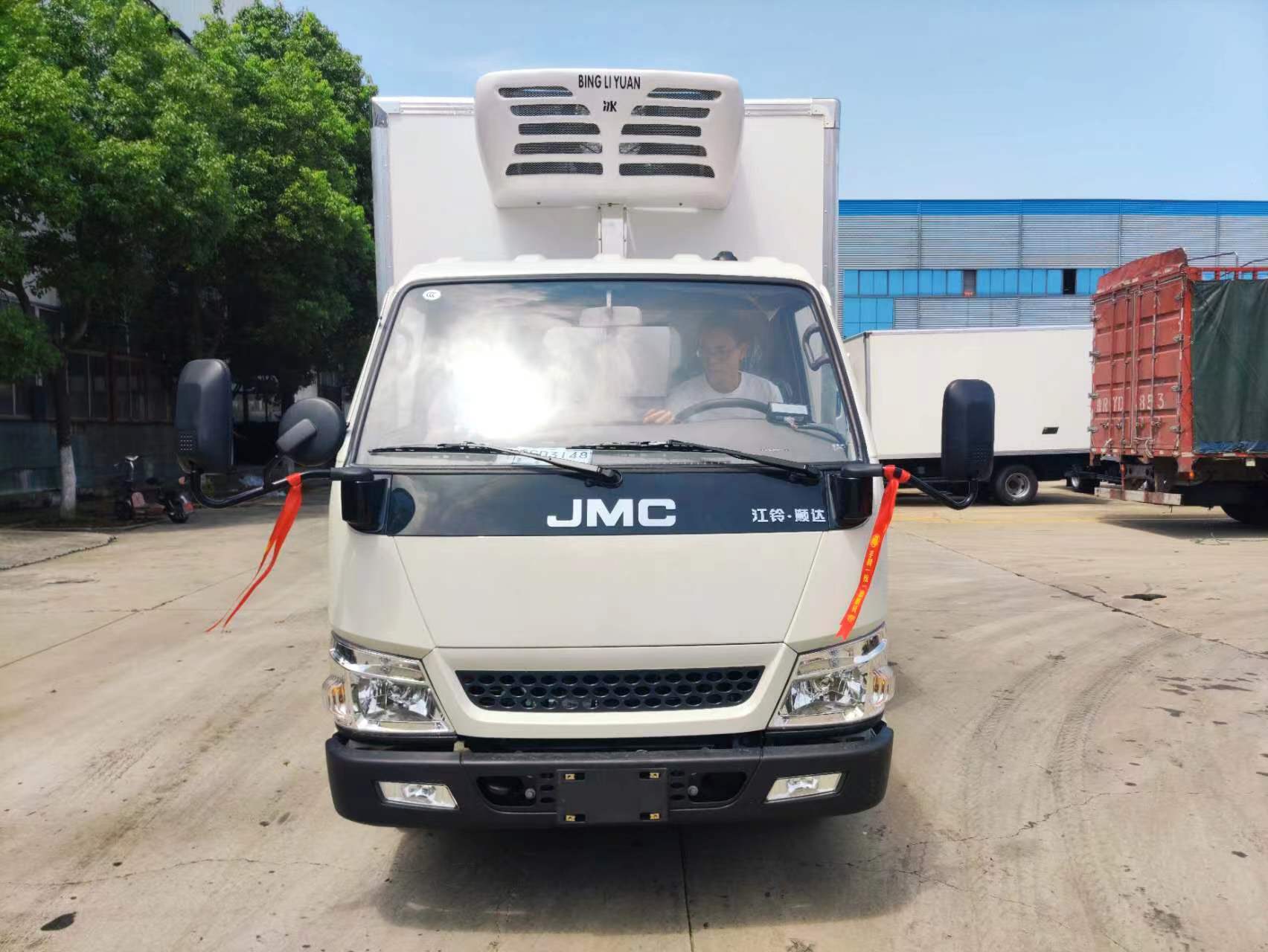 江鈴順達3.7米冷藏車