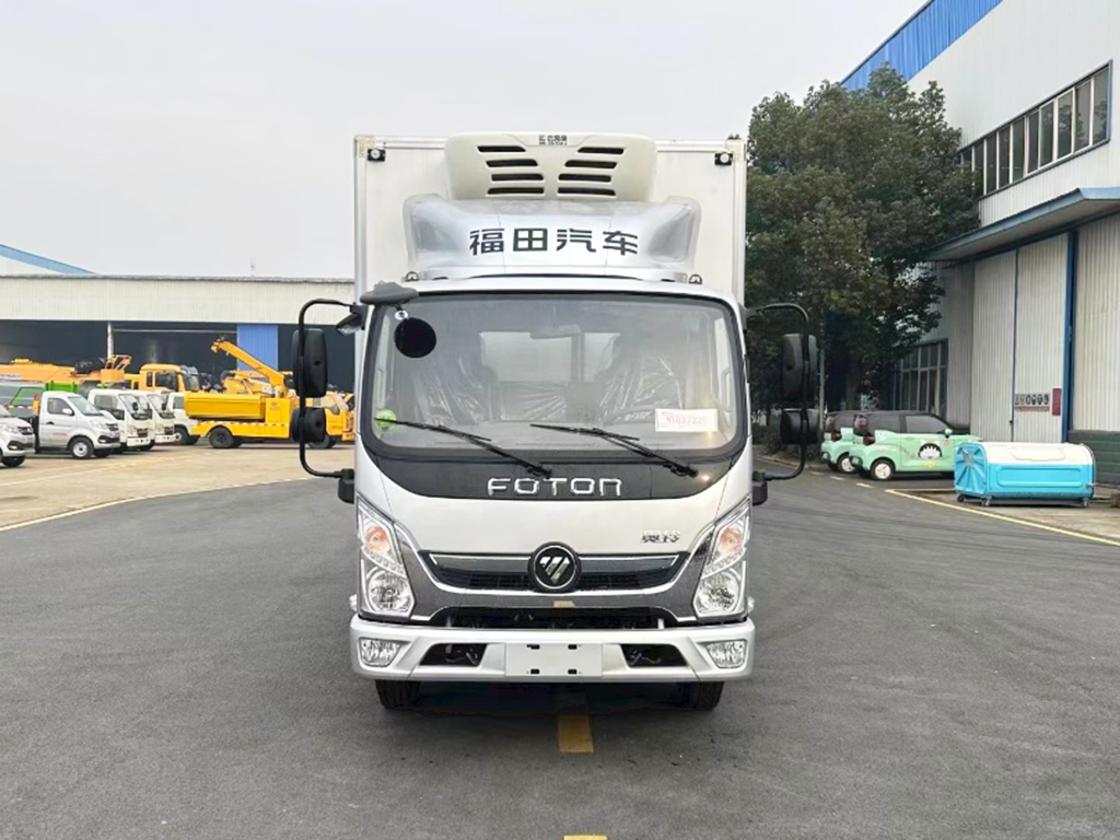 福田奧鈴速運(yùn)158馬力冷藏車