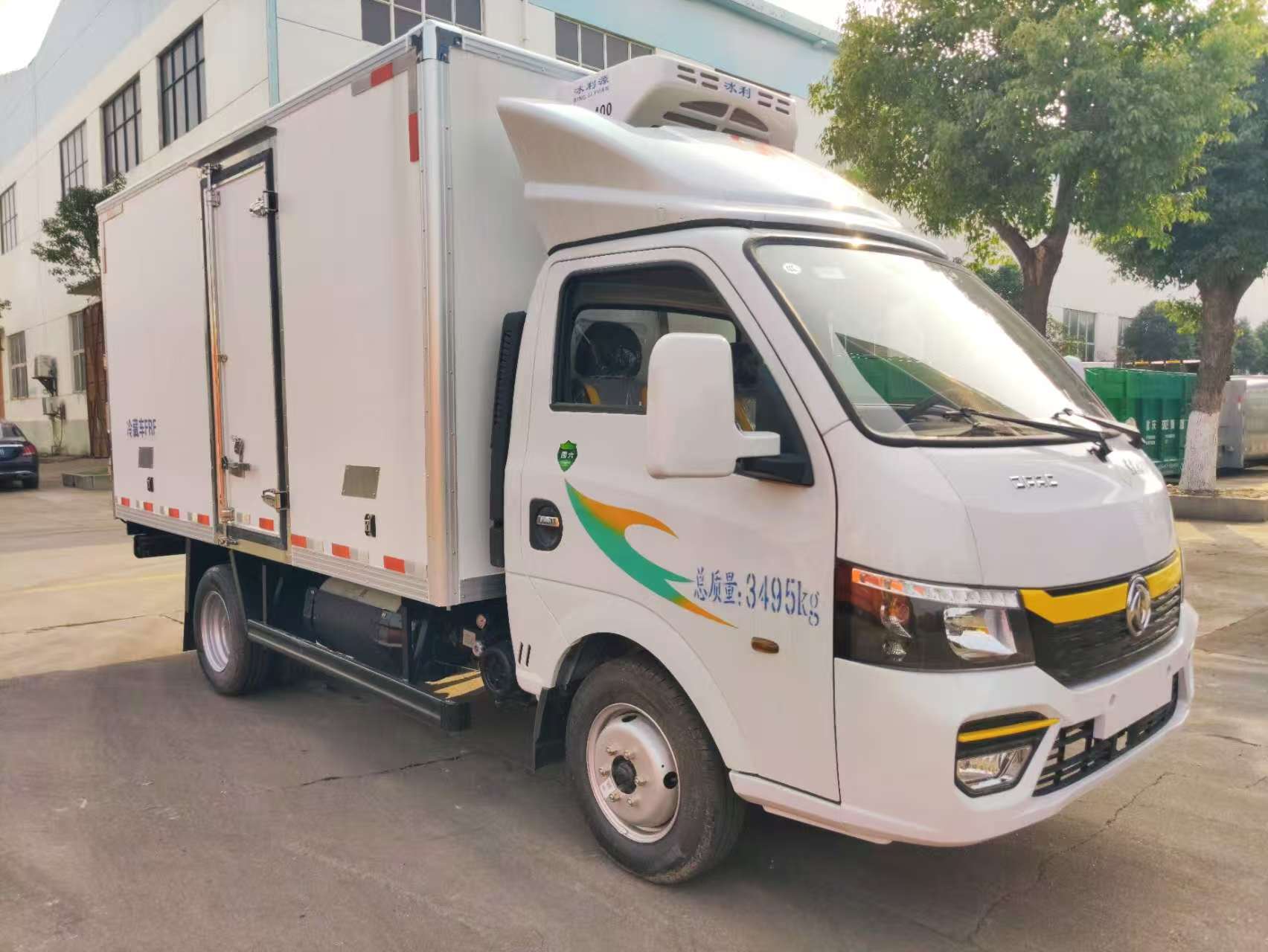 東風途逸天然氣（CNG）冷藏車